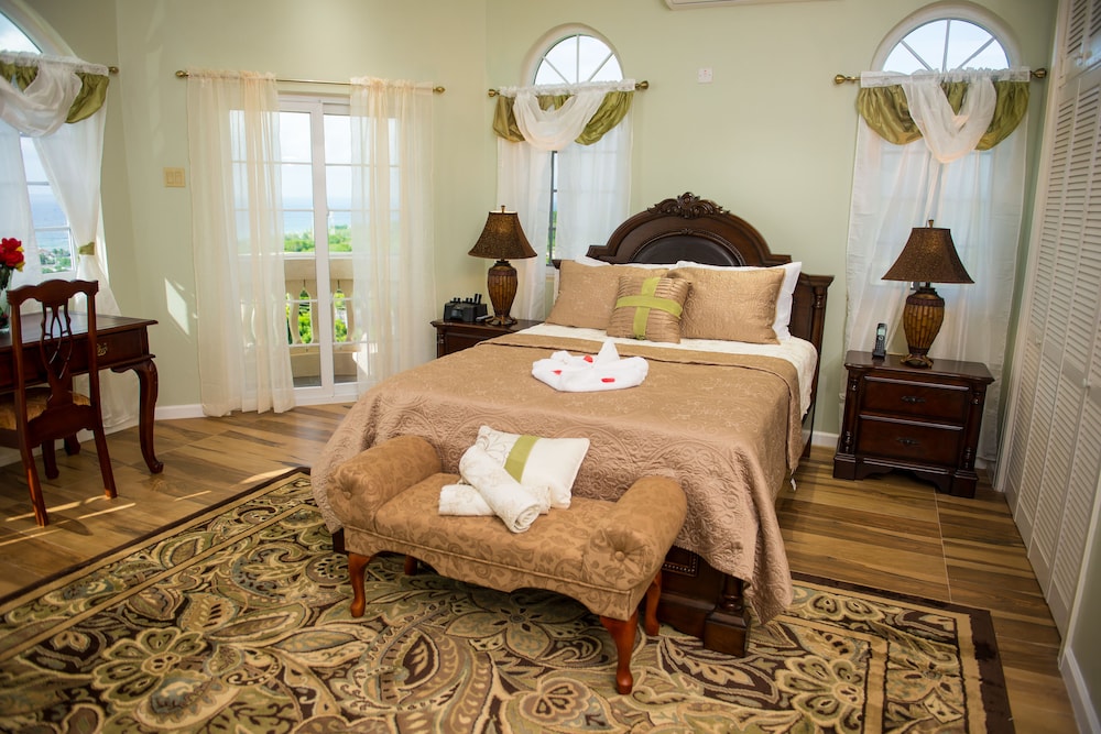 Villa Sweet Villa