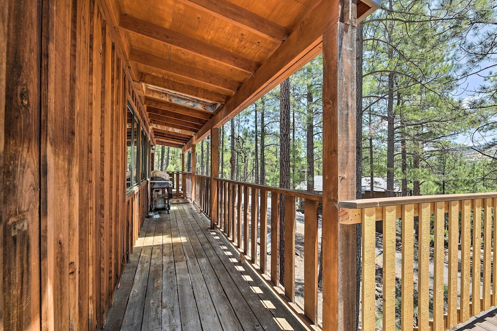 Hike, Bike & Ski, 12 Mi to Slopes: Serene Cabin view 4