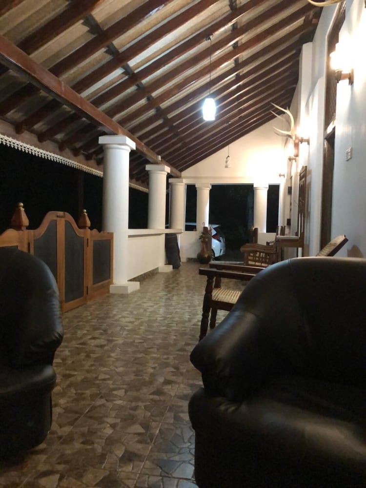 Walawwa Guest House