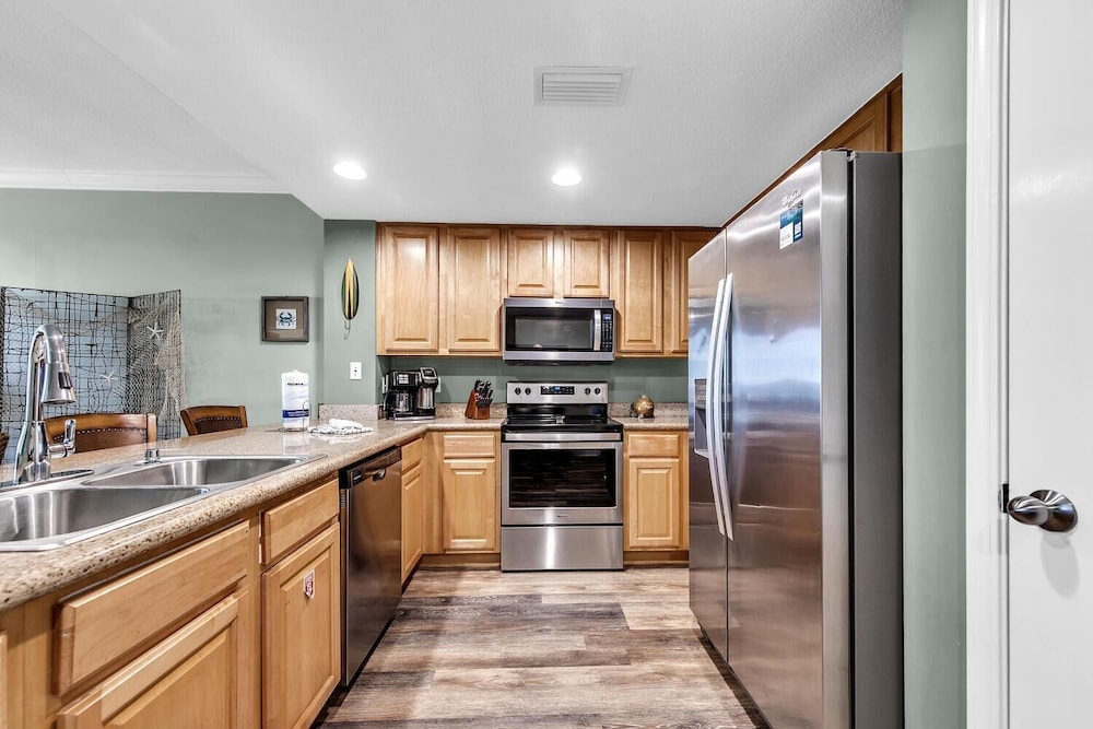 Grandview East 1002