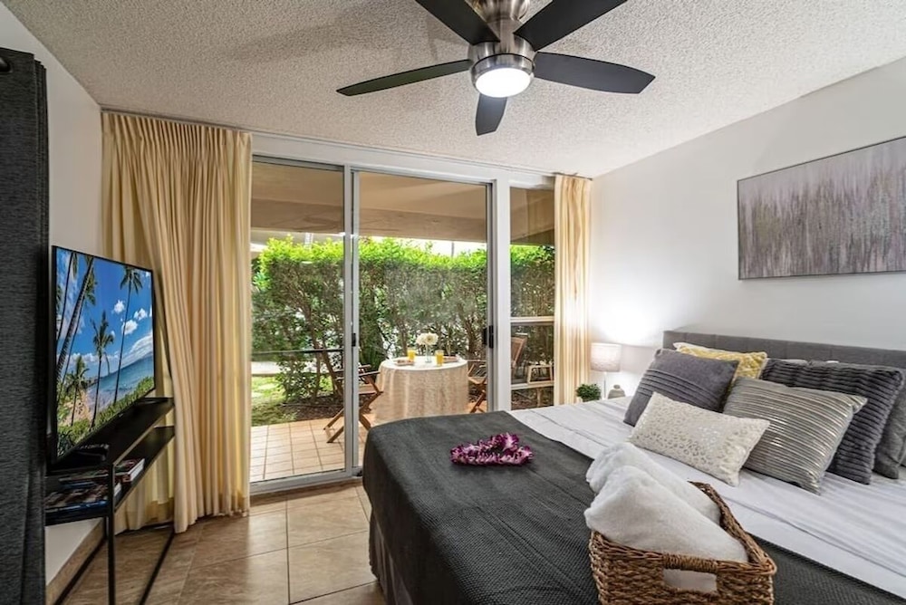 Signature Residences at Maui Banyan