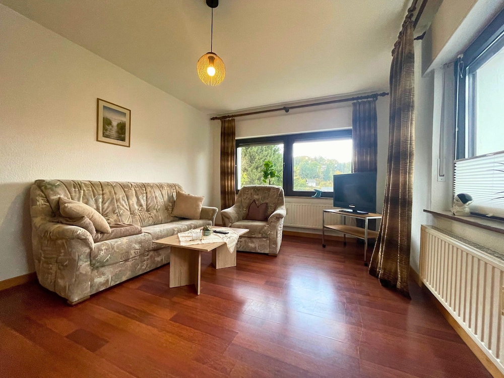 Romantic Apartment With Garden