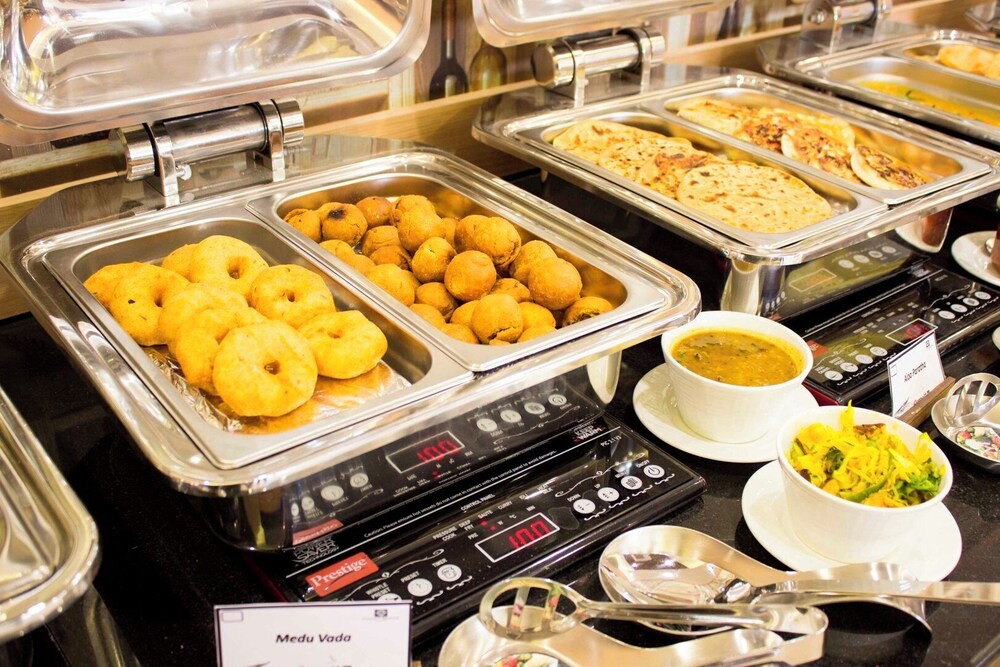 Hotel Matrushree - Near Shree Dwarkadhish Temple