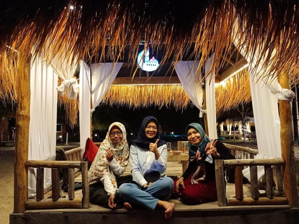 Hello Bintan Beach Cottages