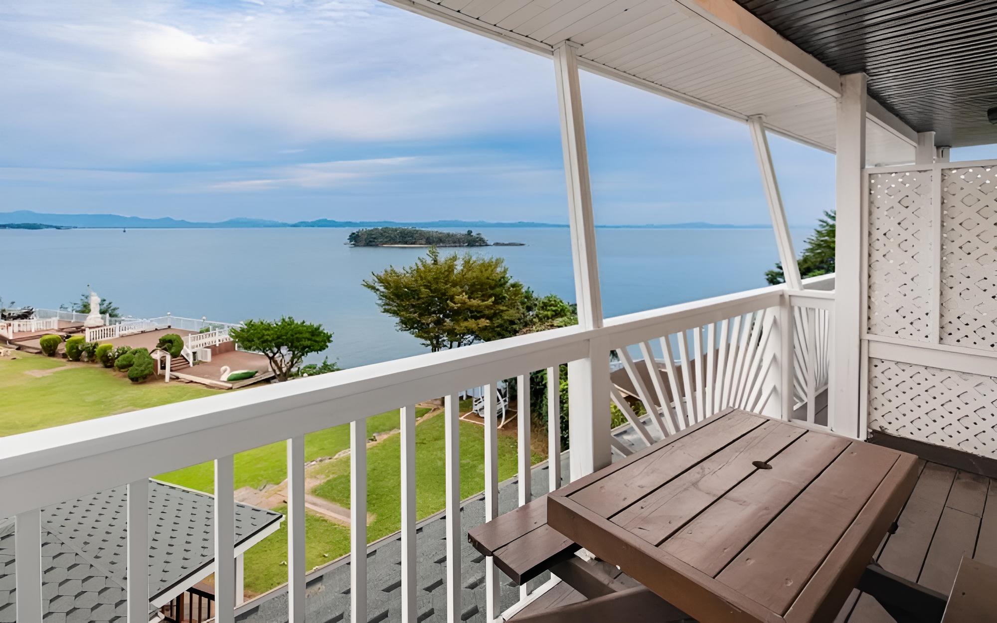 Taean Human Bali Pension view 2