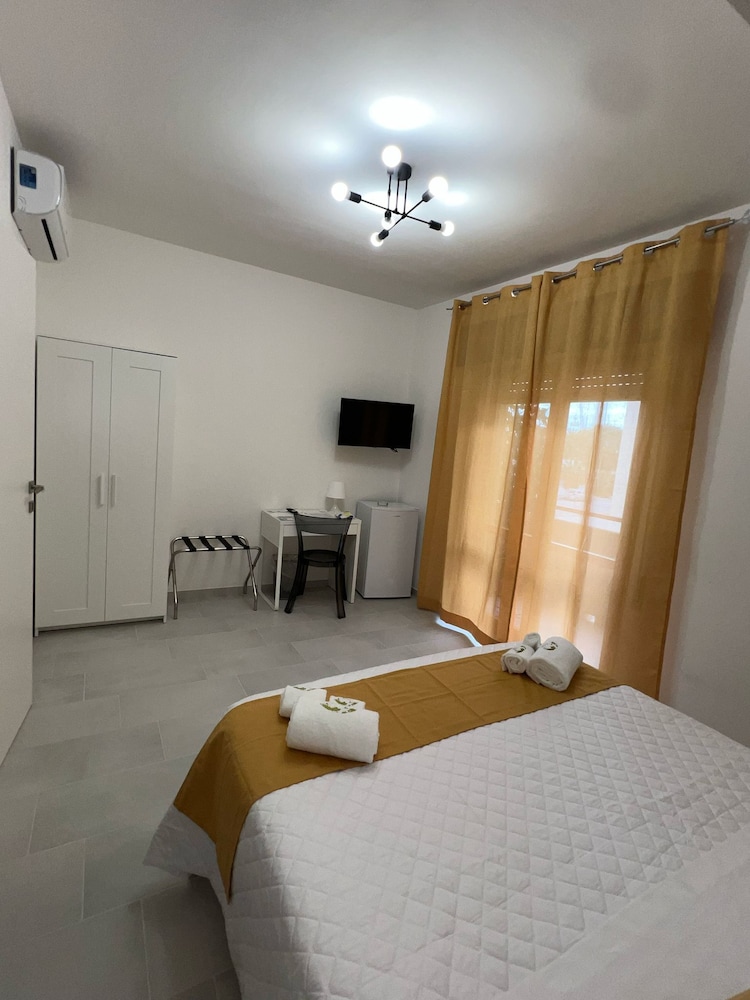 Vida Rooms