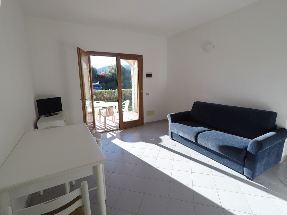 Coclearia Apartment