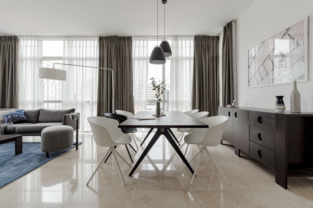 Blue Arch Suites - The Notre Dame Saigon