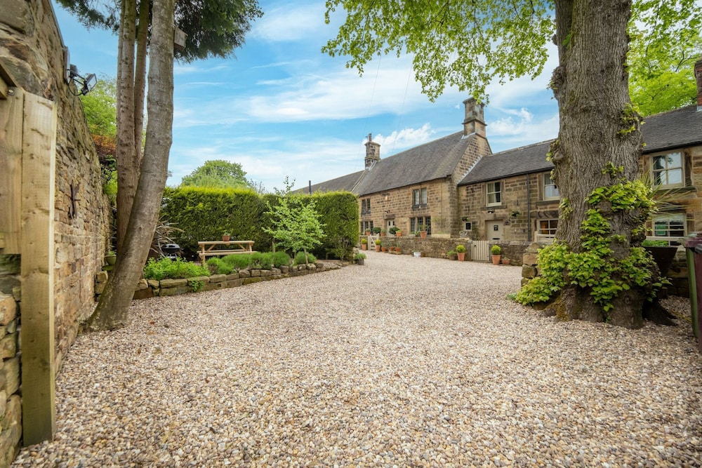 Host Stay Well Farm Cottage