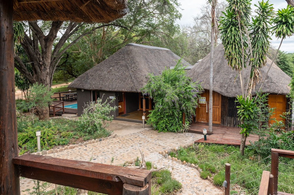 Bushriver Lodge