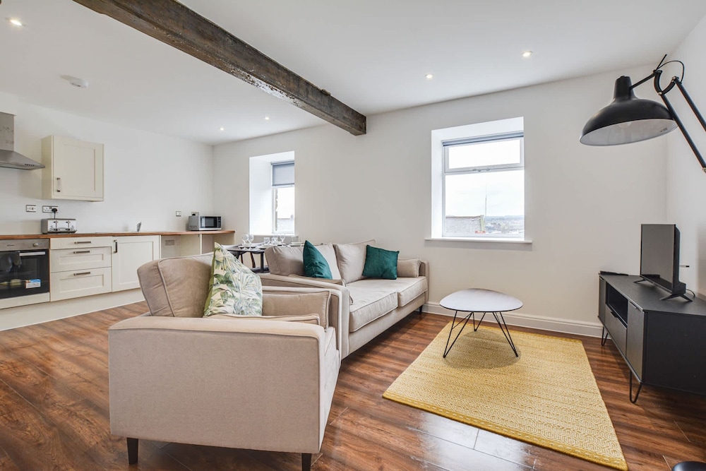 Host Stay Canalside Lofts Apartment