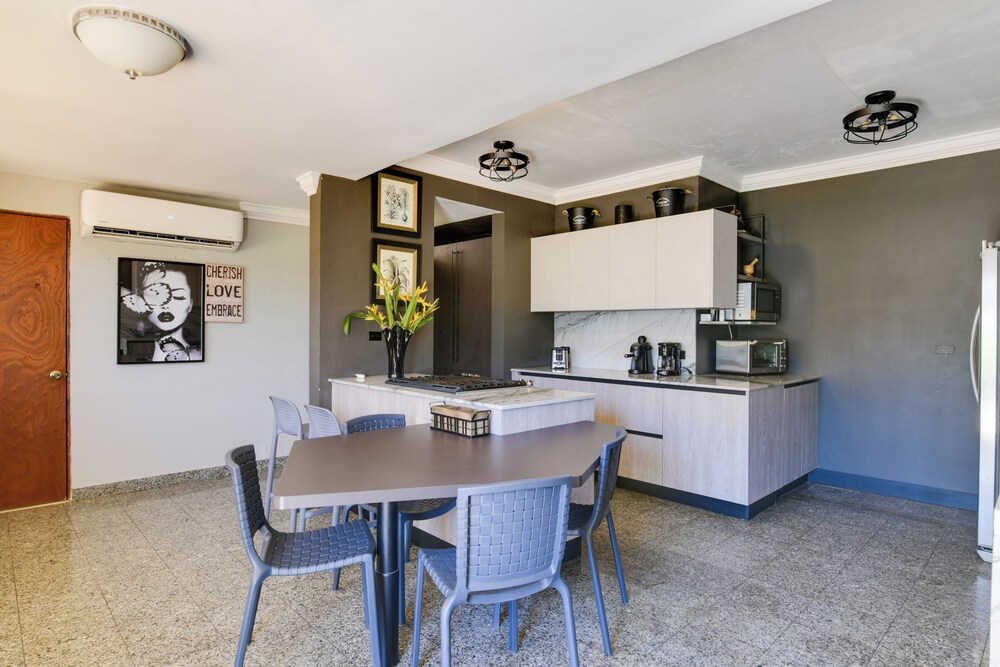 Private Heated Pool: Walk to Isla Verde Beach - Property Image 18