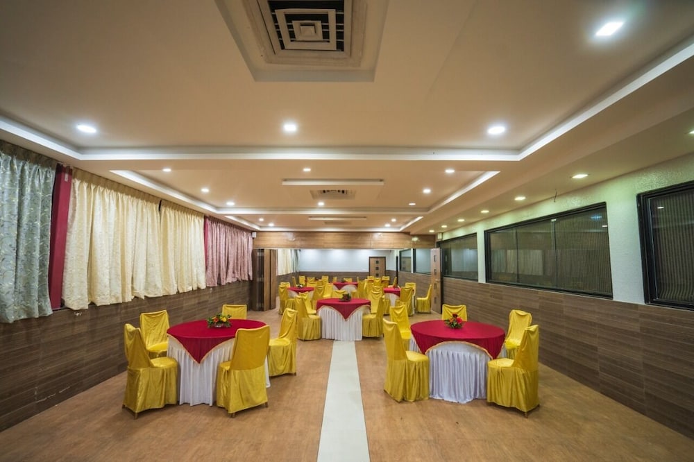 meeting & event spaces