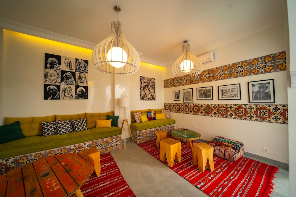 lounge