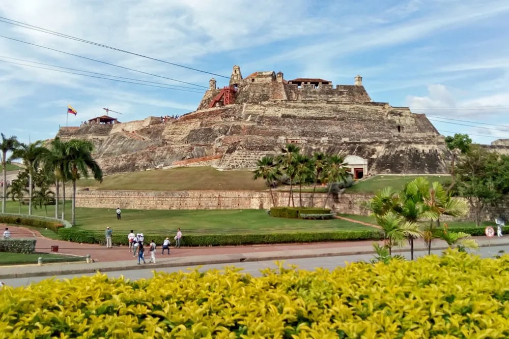 "room in Lodge - Tr-v4d Hostel Room Near Castillo San Felipe With Pool and Wifi"