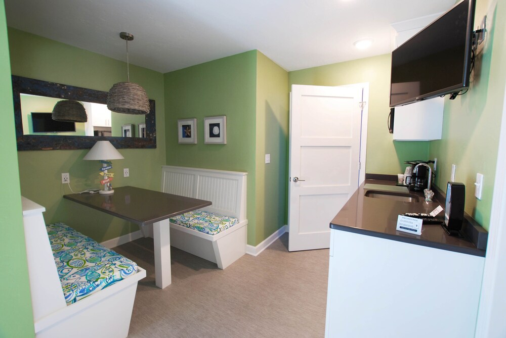 Homestead Suites