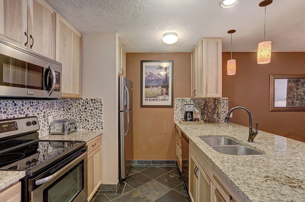 The Pines - Keystone Ski Resort CO Vacation Lodging