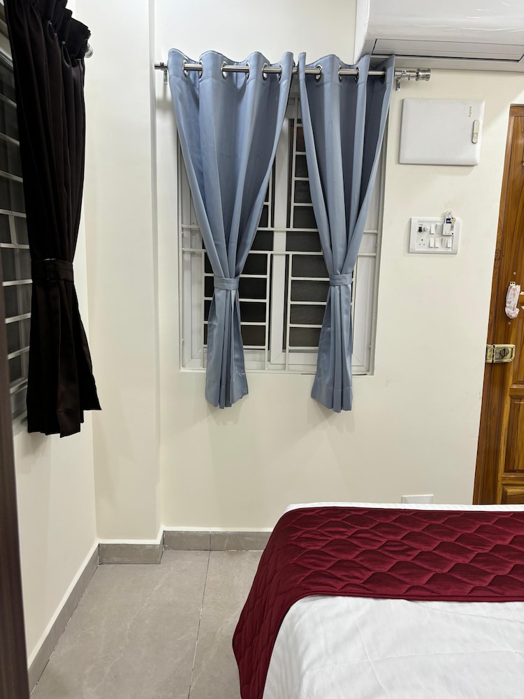 PS ELITE HOME STAY