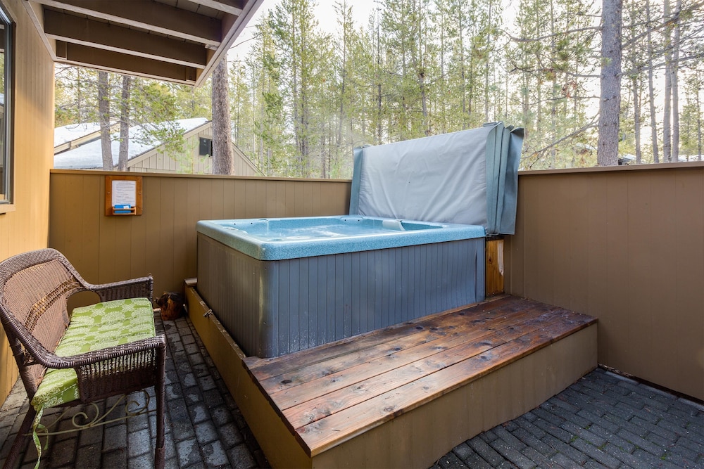Salishan 10