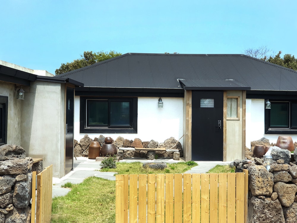 Doldam House view 3