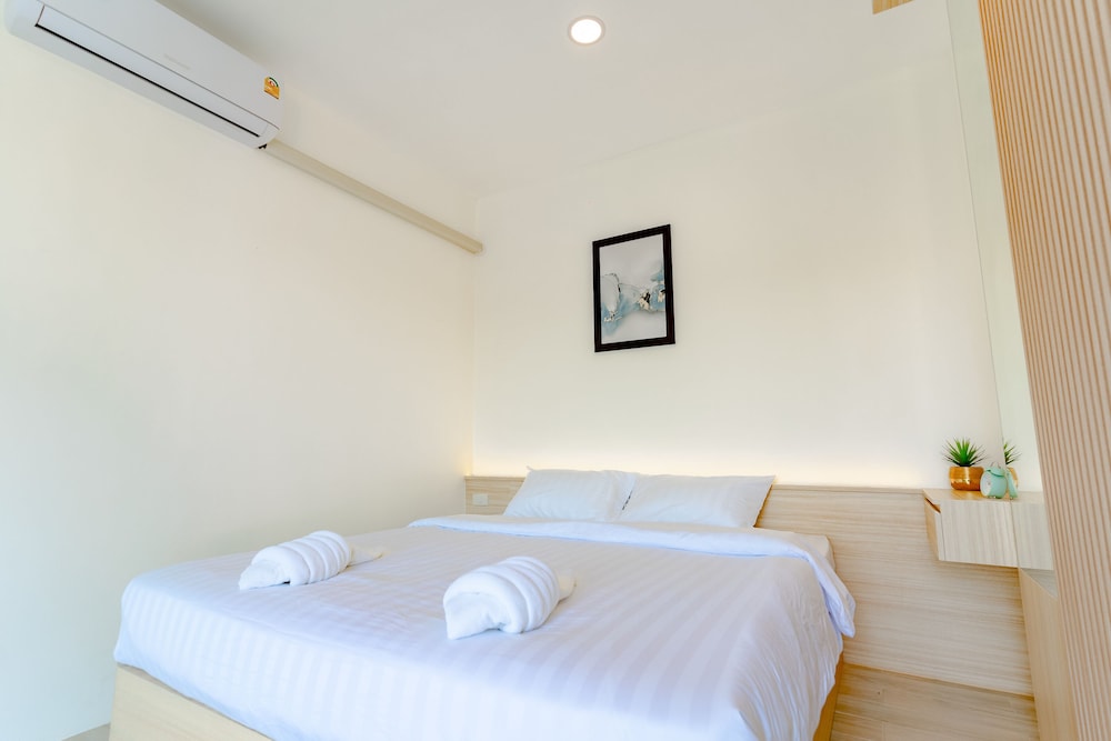 Villa Paramount 2 view 5