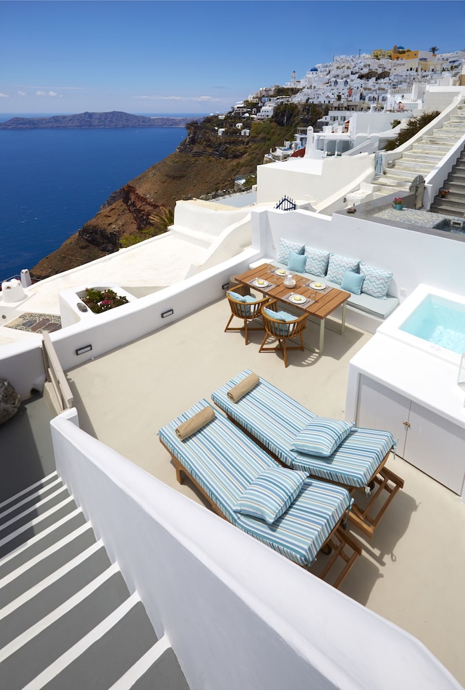 Olea Cave House