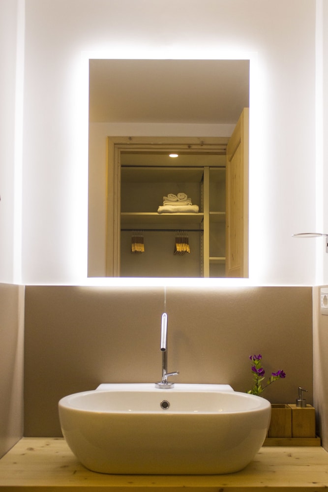 Schiara guest house