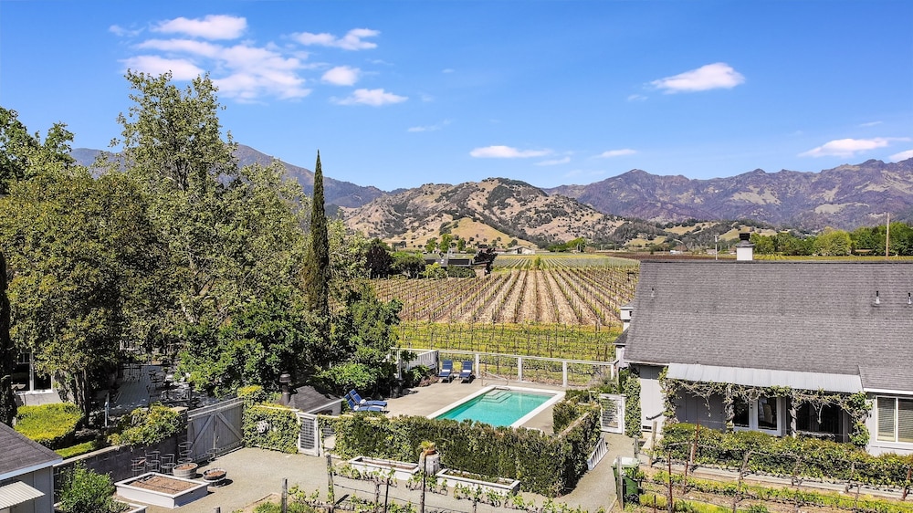 Villa in French Chateau Estate in Napa Valley