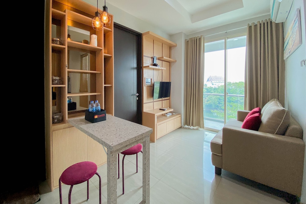 Best Deal And Comfort 1Br At Citralake Suites Apartment view 3
