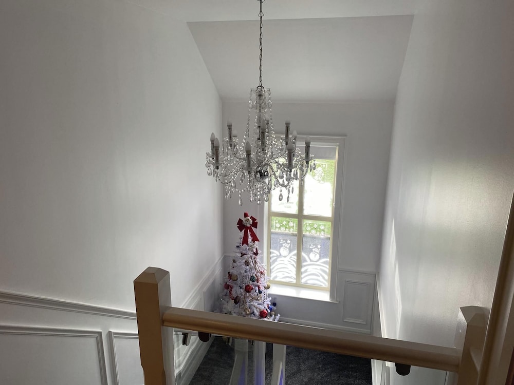 Mountain View Retreat in Rostrevor With hot Tub