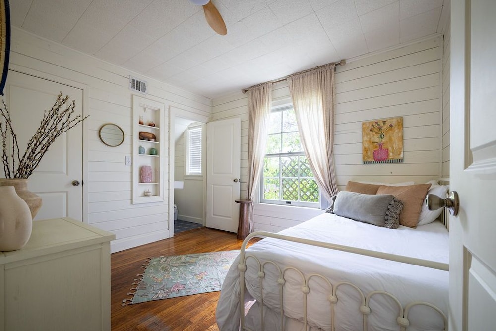 Rosedale Bungalow