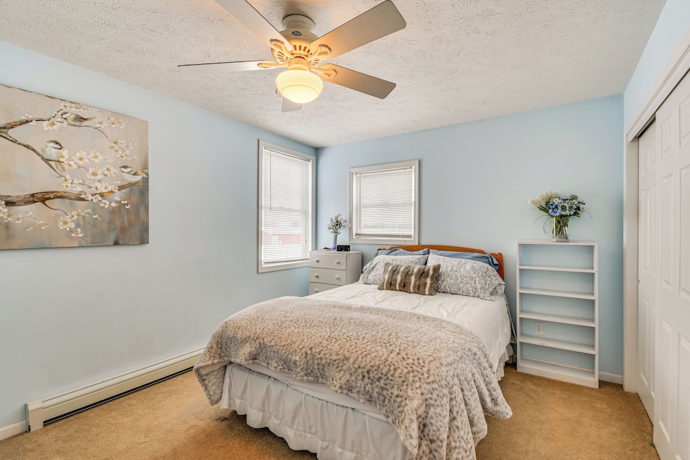 The Gathering Place: Rushville Home w/ Hot Tub