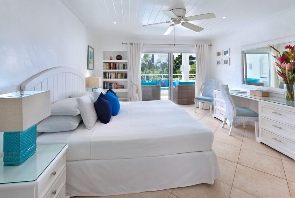 Glitter Bay 309 view 4