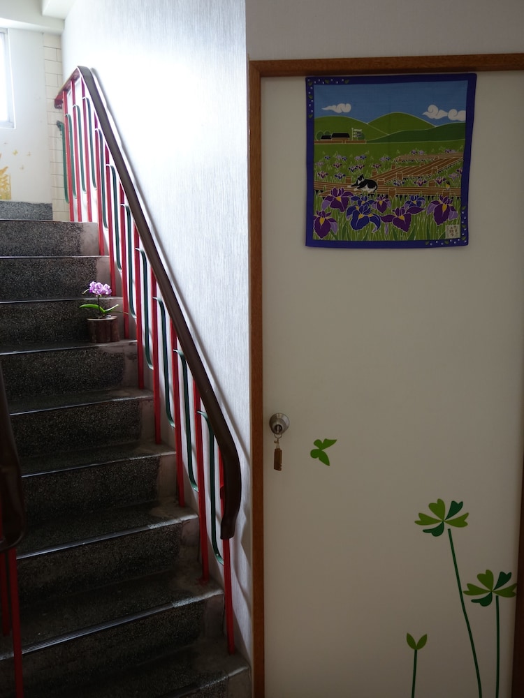 Lawa House - Hostel