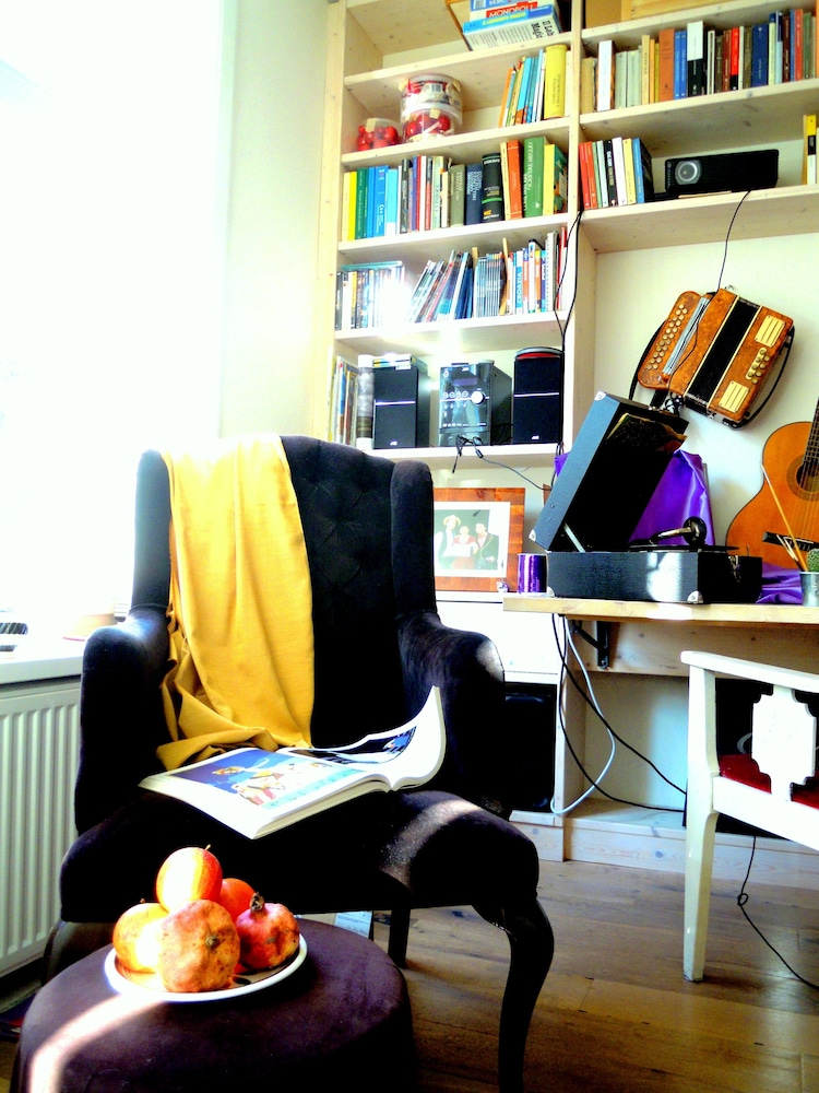 Miss Ortelia b&b
