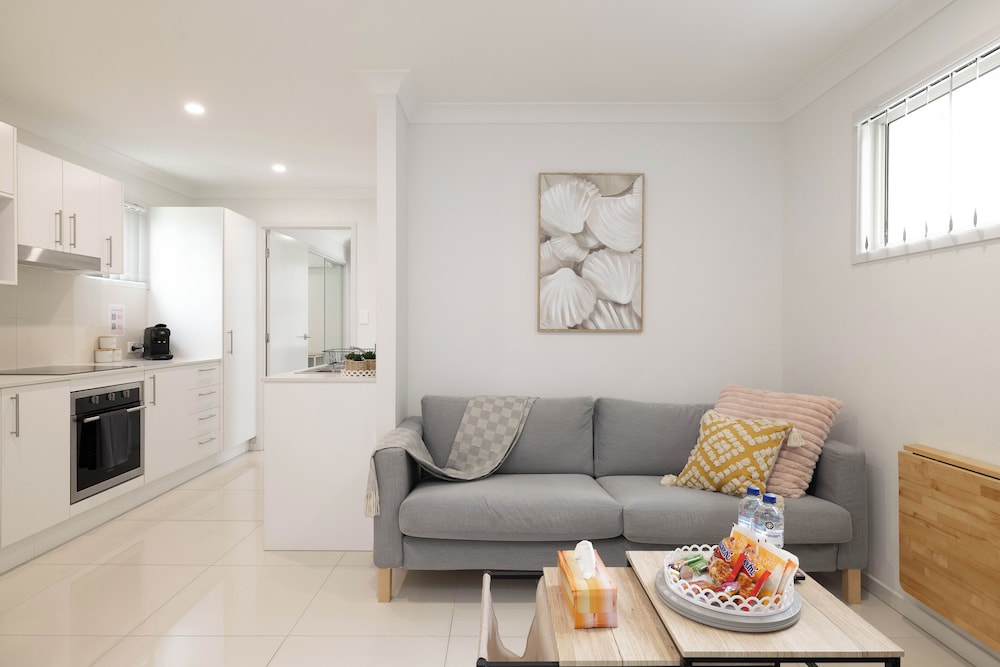 Smart Suites Self Check-in Apartments - 14 Freney