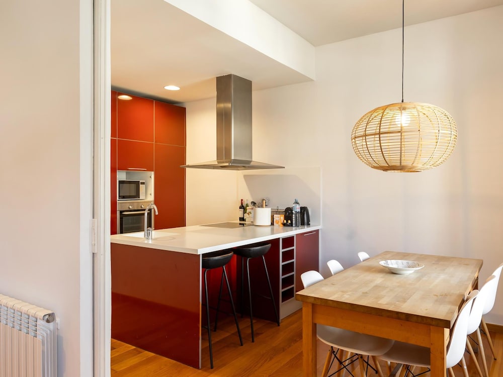 Apartamento de Tres Habitaciones con Terraza 21B