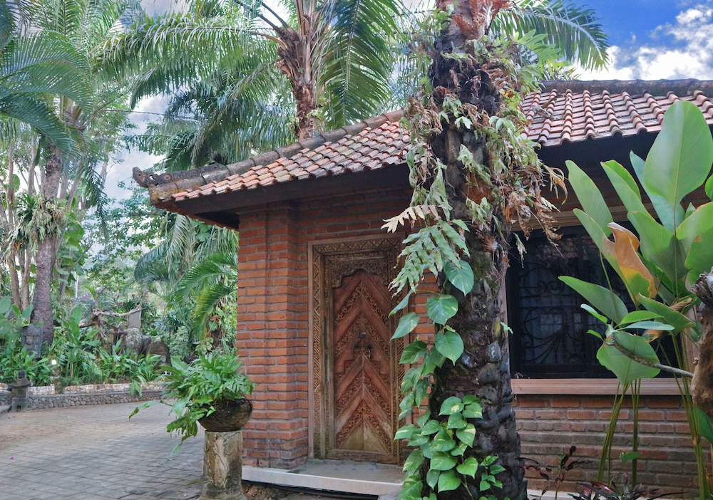 Rumah Hoo Guest House