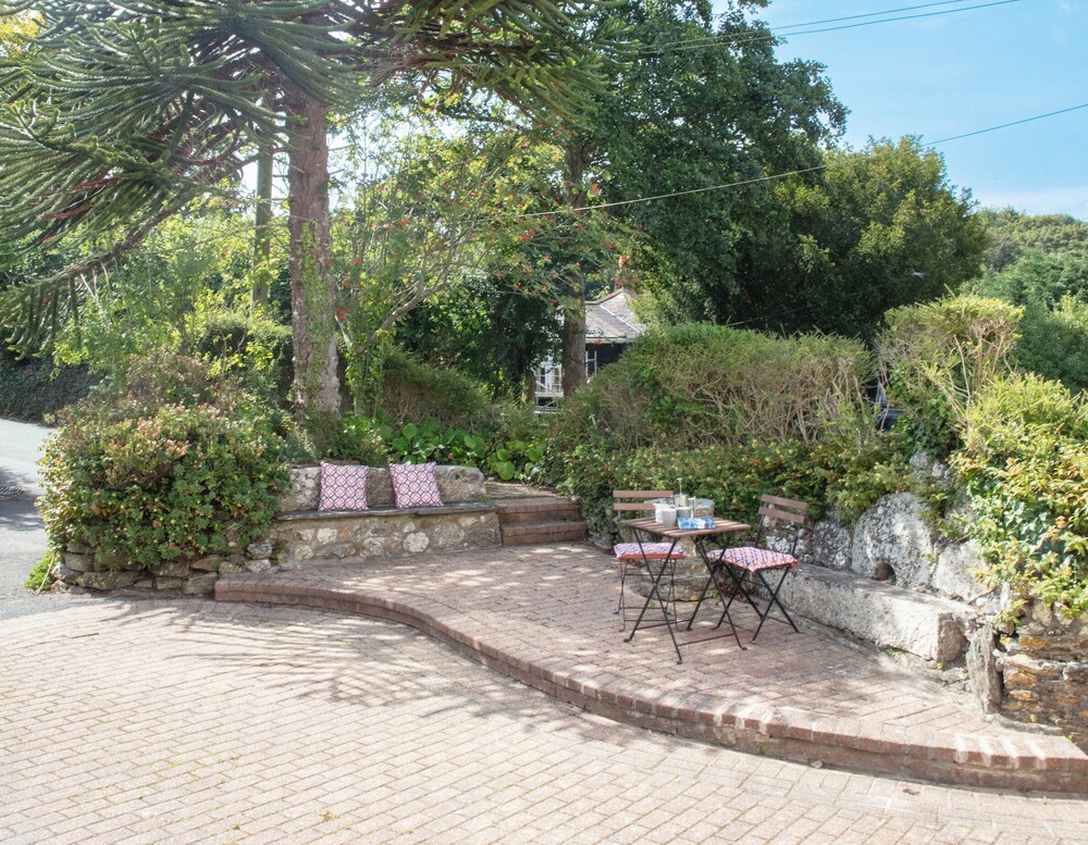 Bro Tref Cottage