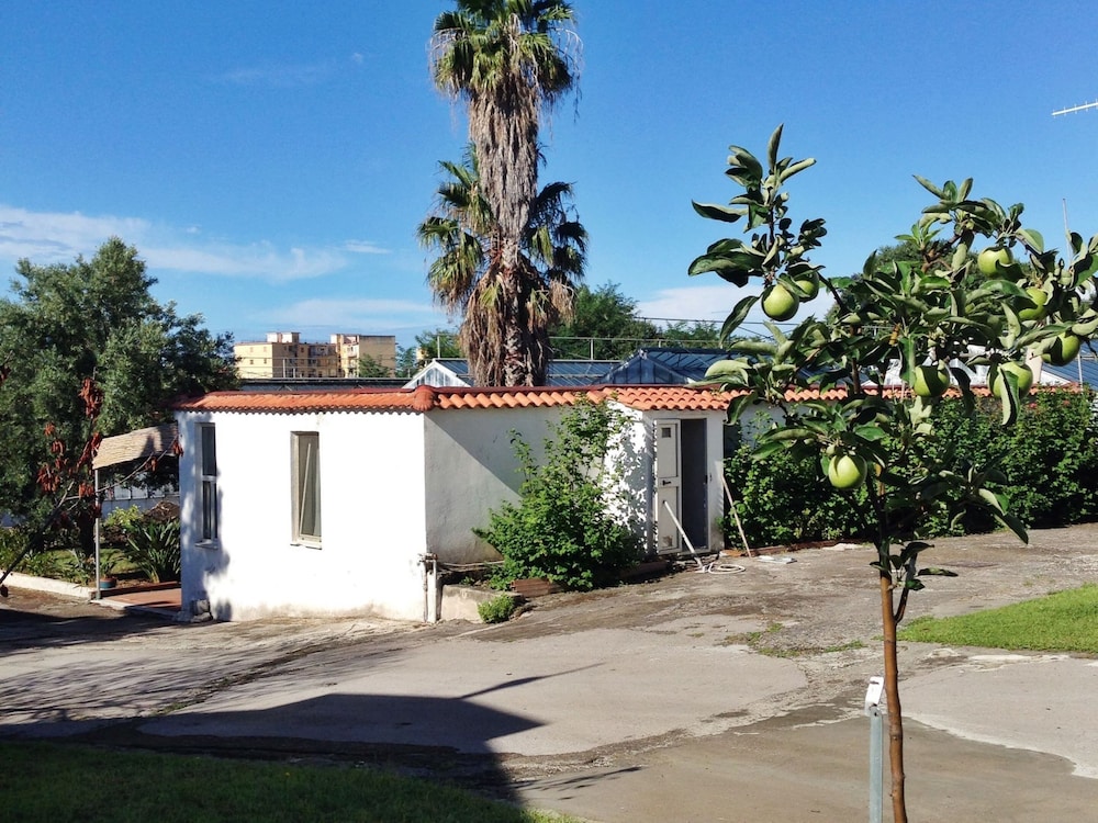 Cozy Holiday Home in Trecase With Balcony - Casa per Ferie view 4