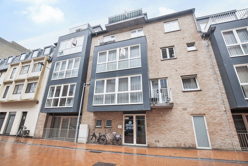 De Koetsier Apartment In Blankenberge