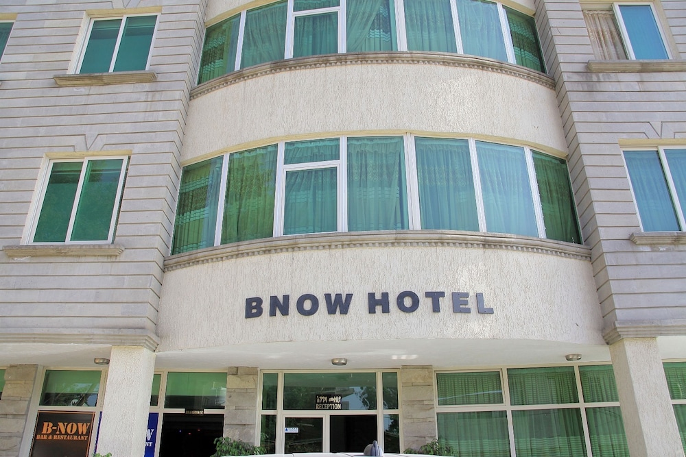 Bnow Hotel