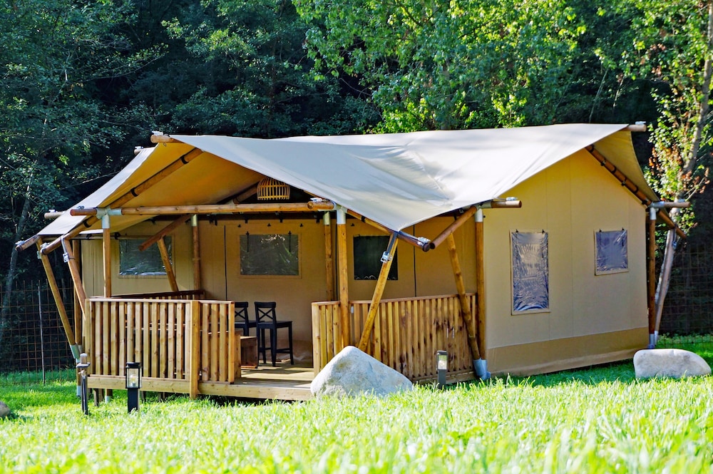 Glamping Can Bora Lodges