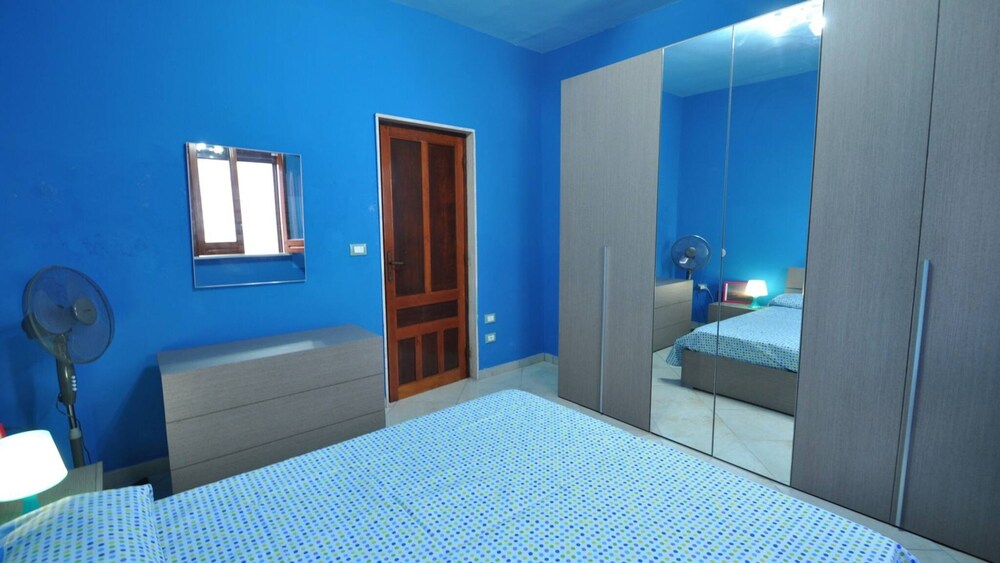 Villa for 6 People 2 Bedrooms a few Meters From the sea