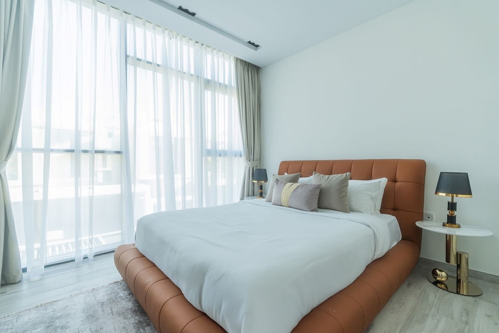 Impressive townhouse in Al Danah Bay