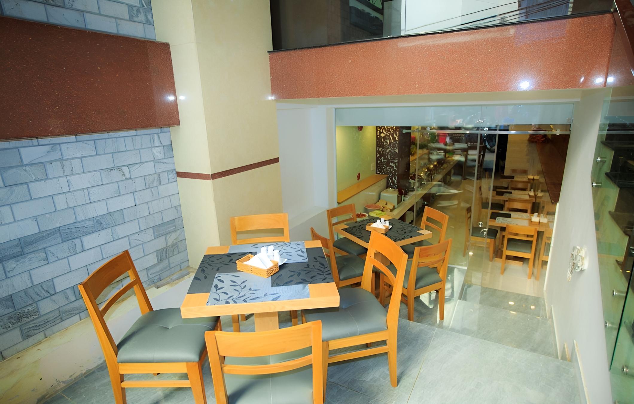 Lucky Star Hotel