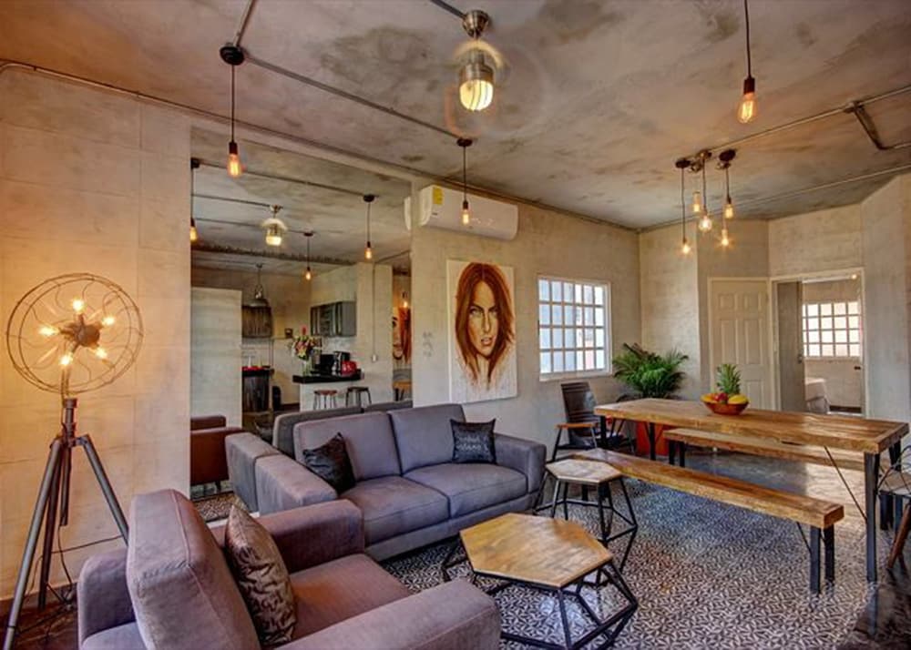 lounge
