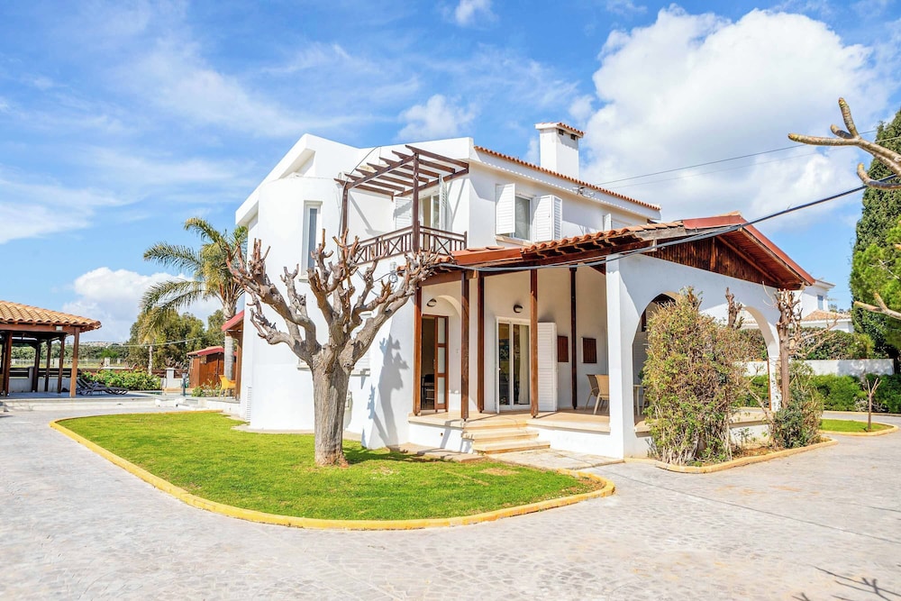 Cape Greco Palm Trees Villa