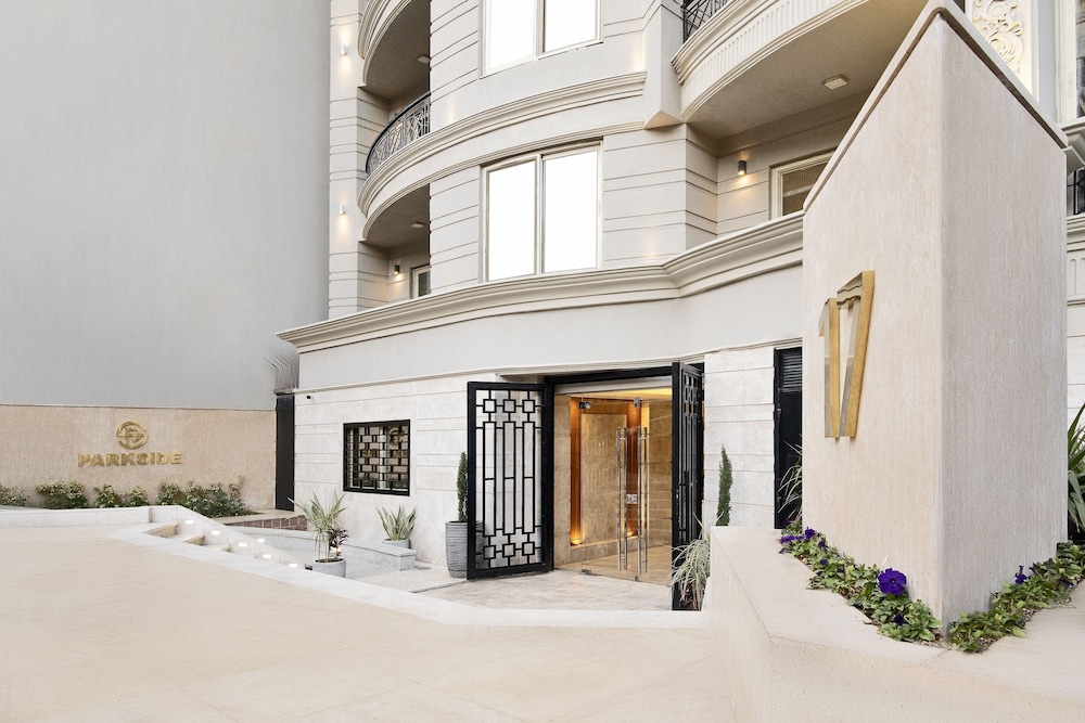 Hotel Parkside Boutique Furnished Apartments - Image 1