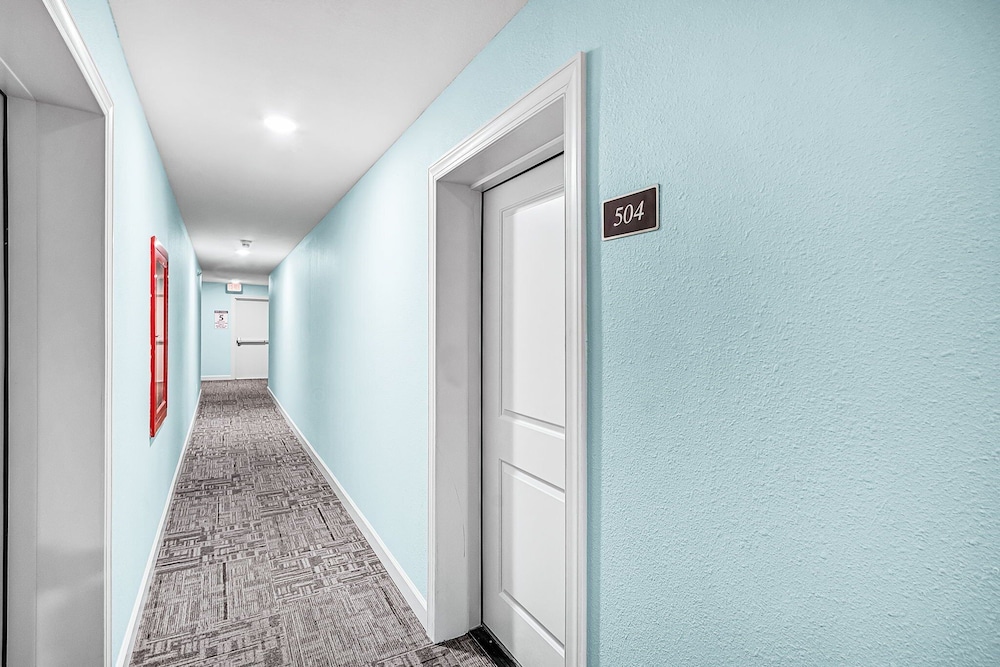 1511 Seas The Day: Batiki West Unit #504 2 Bedroom Condo